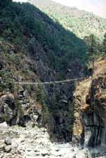 Br&uuml;cke vor dem Aufstieg nach Namche Bazar